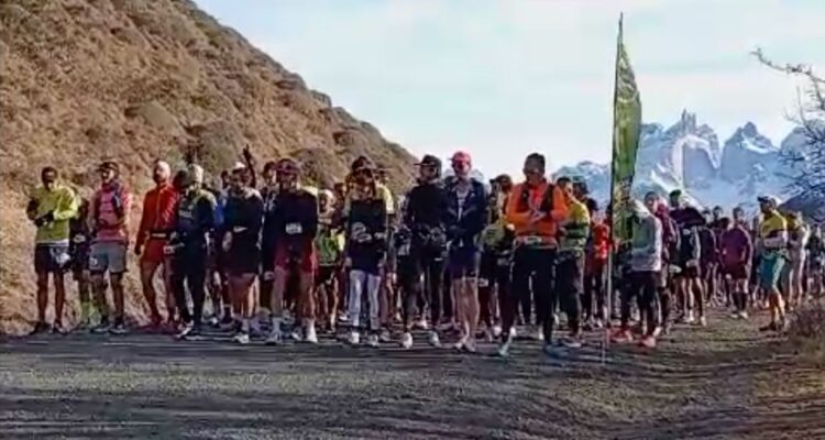 Bajo un paraje impresionante: así fue la largada de los 42K del Patagonian International Marathon