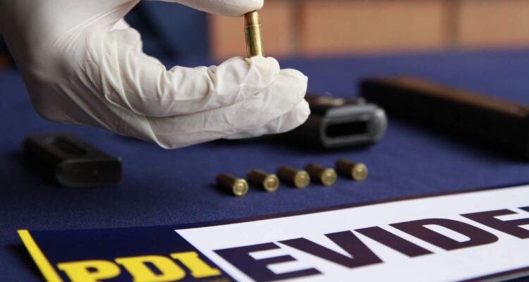 Arrestan a mujer sindicada como líder de clan familiar dedicado al narcotráfico en San Antonio