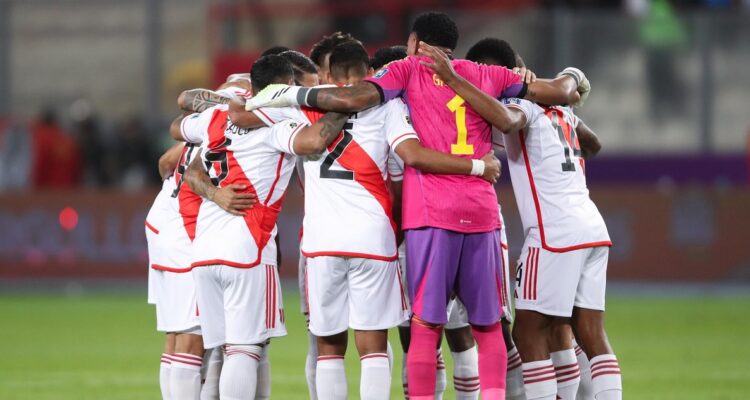Perú sufrió la baja de André Carrillo para Eliminatorias.
