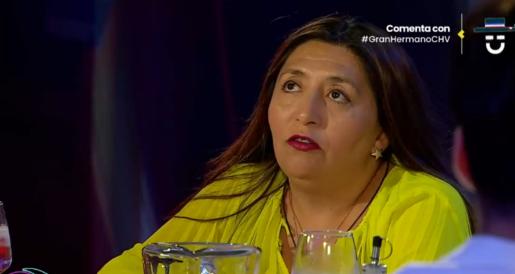 Pincoya (Jennifer Galvarini) en cena top 5 de Gran Hermano