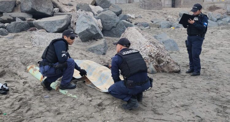 PDI investiga hallazgo de cuerpo sin vida en playa El Colorado de Iquique