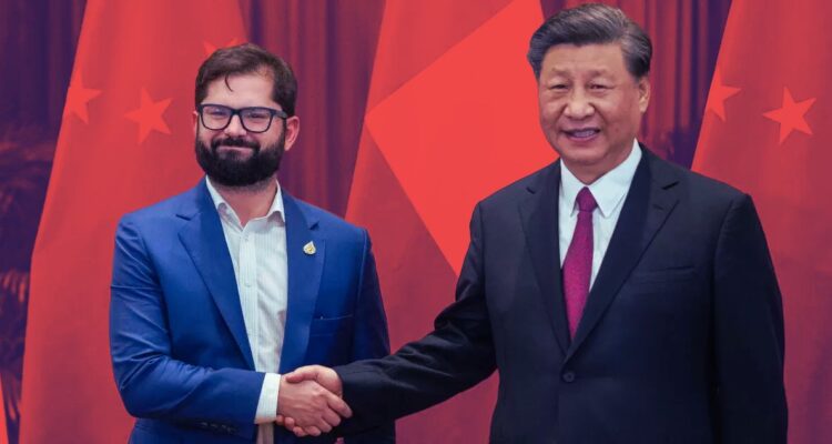 “No está en condiciones”: El viaje a China que desafía el relato del Presidente Boric sobre DDHH