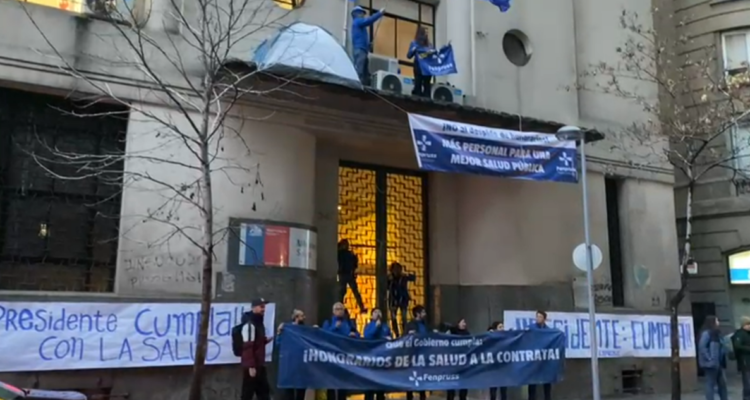 Fenpruss se toma el ingreso del Minsal por eventual despido de miles de trabajadores a honorarios