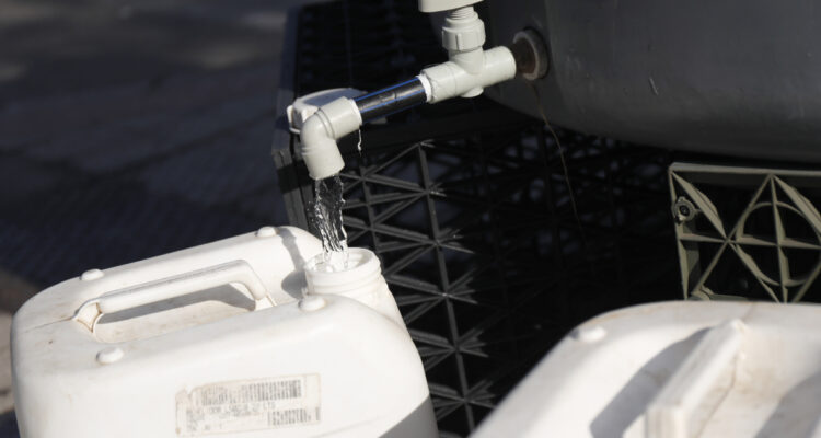 Conoce los puntos de abastecimiento para el megacorte de agua anunciado para la región Metropolitana