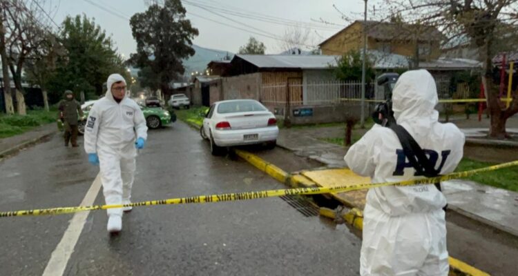 Niña de 13 años muere asesinada tras balacera en Recoleta: un adolescente quedó en riesgo vital