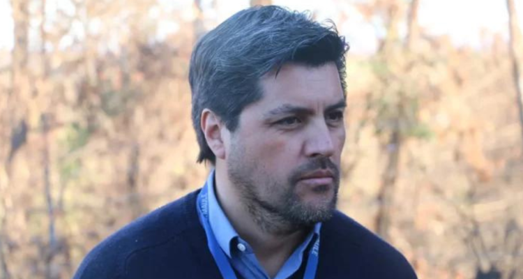 renuncia director serviu los ríos