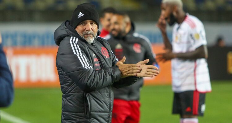 Jorge Sampaoli está a un paso de ser sacado del Flamengo brasileño.