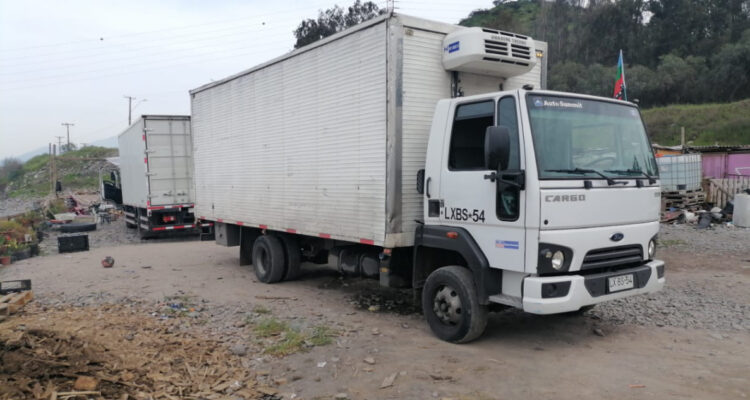 Detienen a 5 sujetos armados por robo con intimidación de un camión en San Bernardo