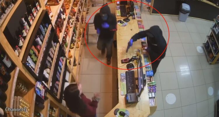 Detienen a hombre y adolescente por violento robo a negocio en Lautaro ...
