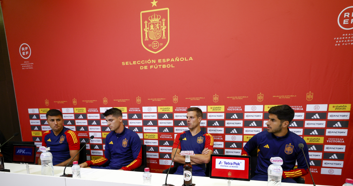 seleccion-espanola-rubiales-hermoso.jpg
