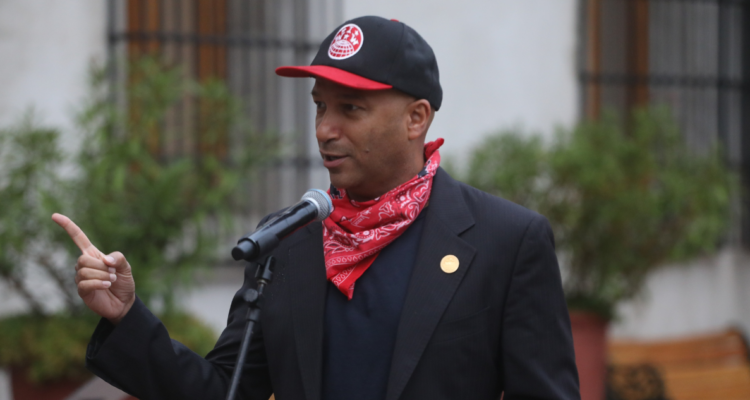 Tom Morello llega a La Moneda