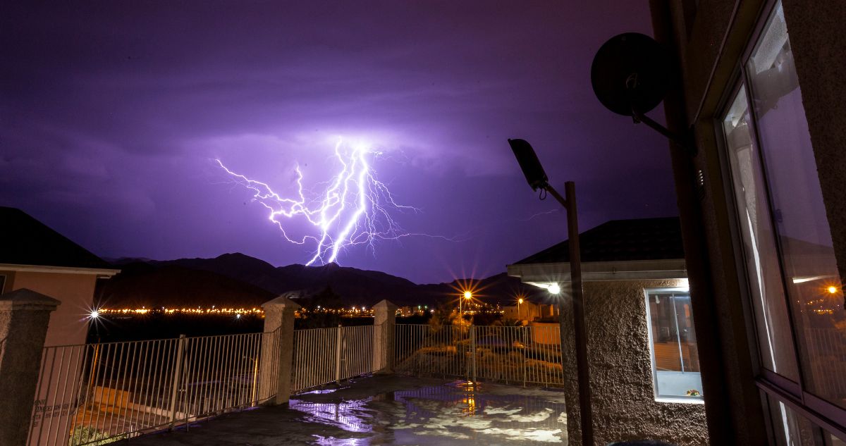 Arica, Antofagasta y Coquimbo bajo alerta meteorológica por posibles tormentas de arena y eléctricas