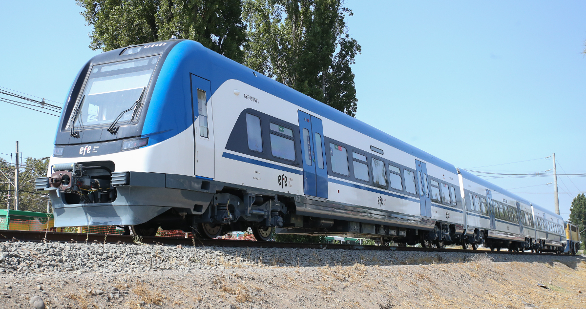 Empresa española acusa que estatal china que fabricará trenes para EFE en Chile hizo oferta temeraria