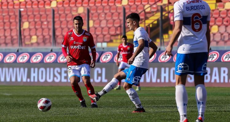 Universidad Católica vs Magallanes.