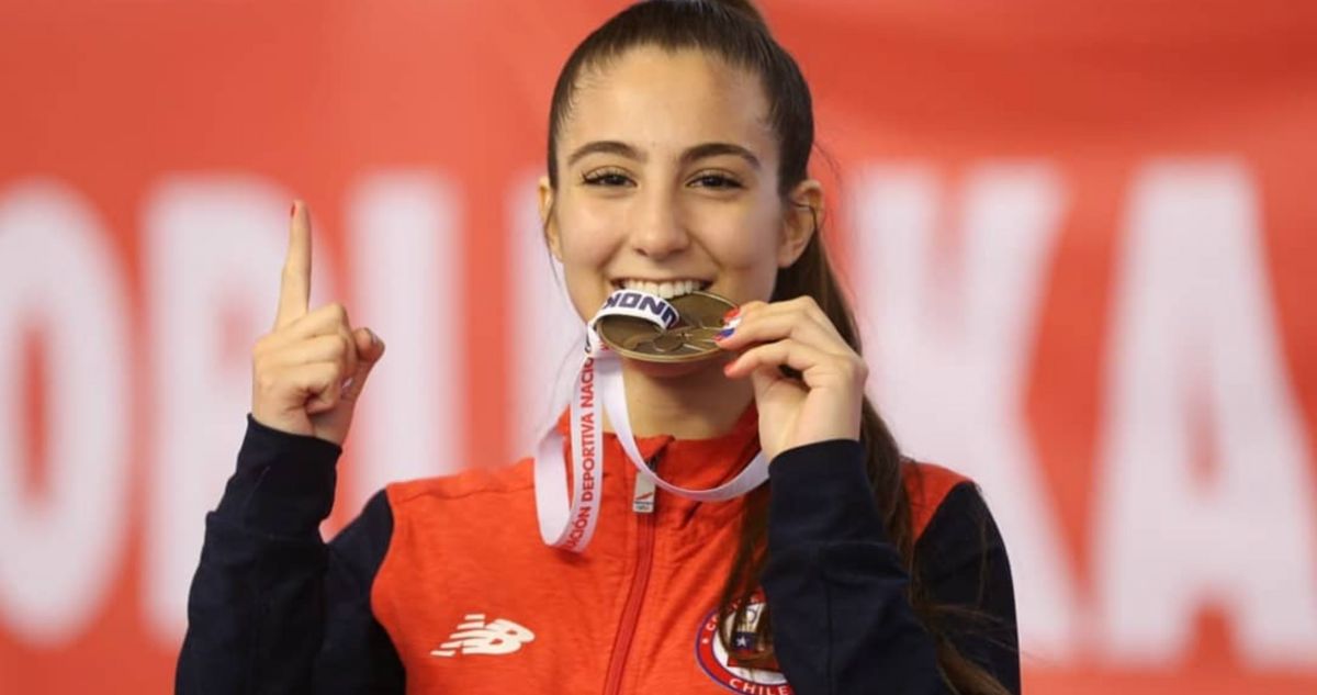 Valentina Toro, la reina del karate chileno que quiere brillar en Santiago 2023
