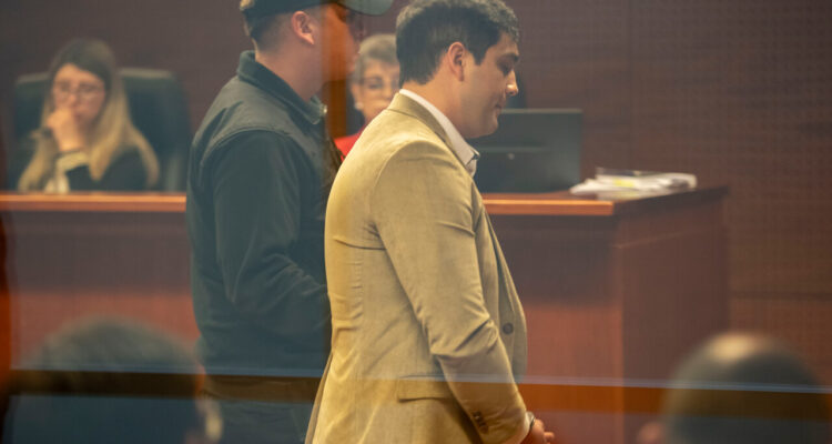 Con declaración de peritos este lunes continúa juicio oral por crimen contra Valeria Vivanco