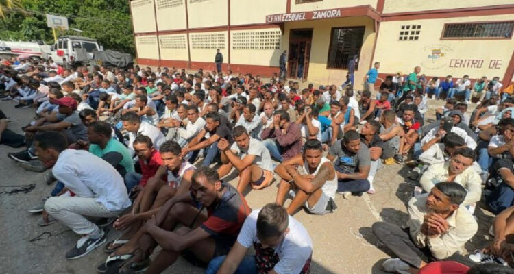 “Detectamos túneles”: Venezuela dice que impidió una fuga masiva de cárcel donde opera Tren de Aragua