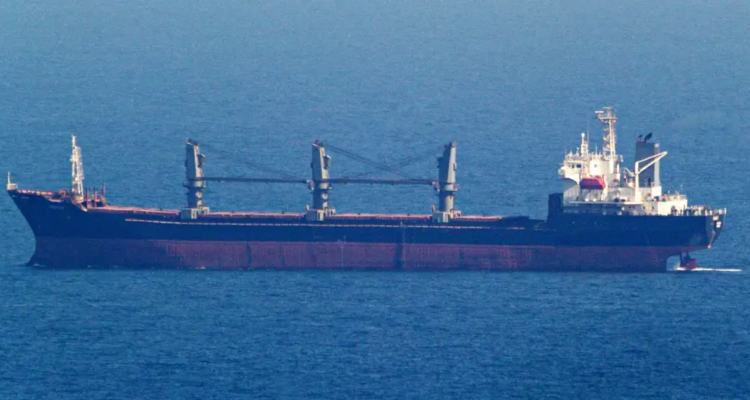 Zarpa en Odesa el primer barco con cereal ucraniano que desafía el bloqueo naval ruso