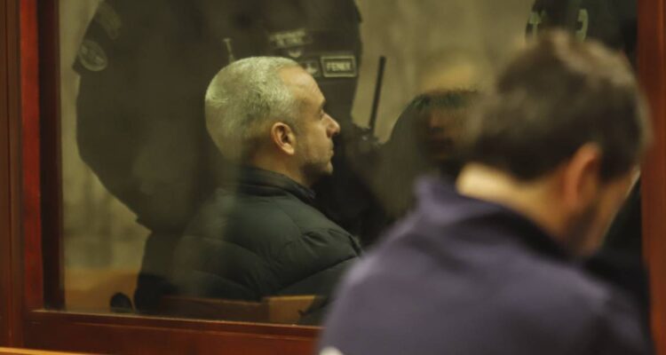 Francisco Solar y Mónica Caballero arriesgan hasta 130 años de cárcel por caso Bombas