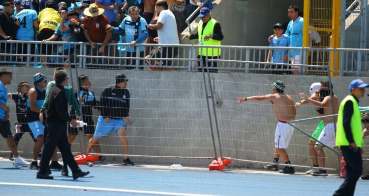 ANFP castiga a Iquique, Wanderers e hinchas por feroz pelea en pleno estadio Tierra de Campeones