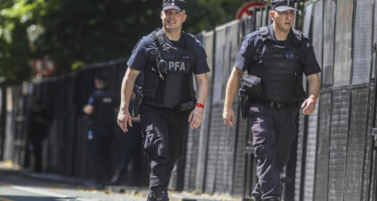 Argentina: gran operativo por amenaza de bomba en las embajadas de Estados Unidos e Israel