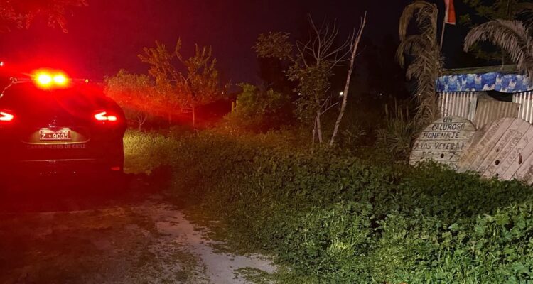 Investigan asesinato en Lo Espejo: cadáver de hombre baleado fue encontrado por niña de 7 años
