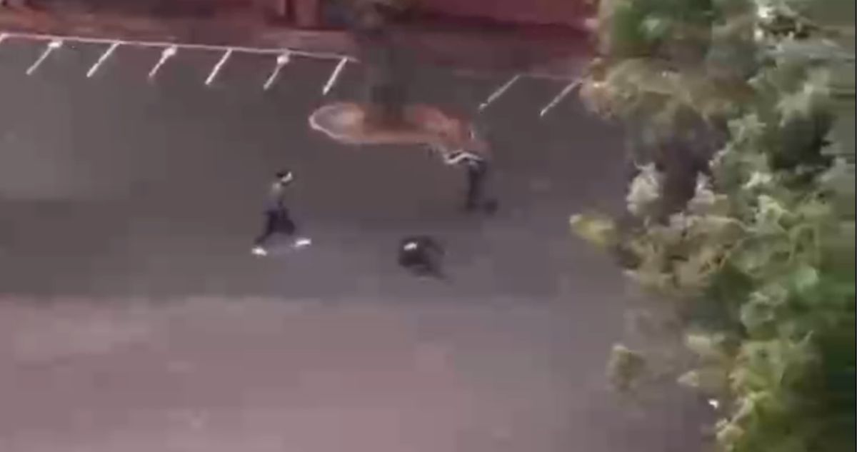 Ataque en liceo de Francia deja un profesor muerto y Macrón dice que se frustró otro hecho similar