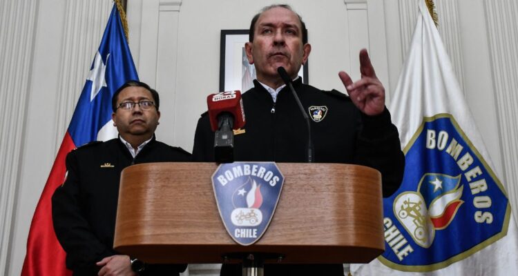 Bomberos critica baja en su presupuesto 2024: pide regreso de $1.300 millones usados en reconstrucción