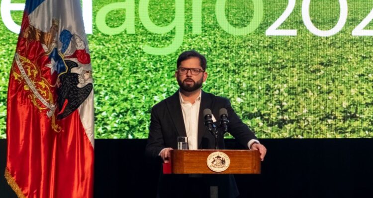 Presidente Boric destaca “aprobación de 38 nuevas leyes de seguridad” en encuentro con agricultores