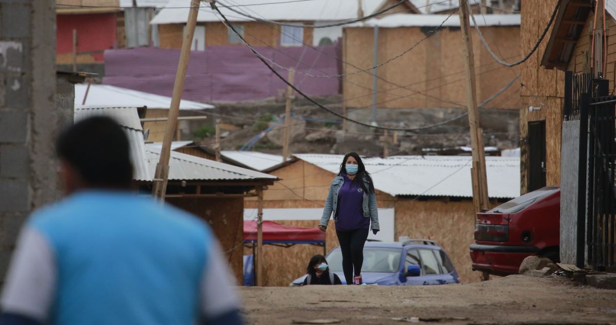 Toma de San Antonio vive últimos días: Minvu descarta comprar terreno ocupado por casi 6 mil familias