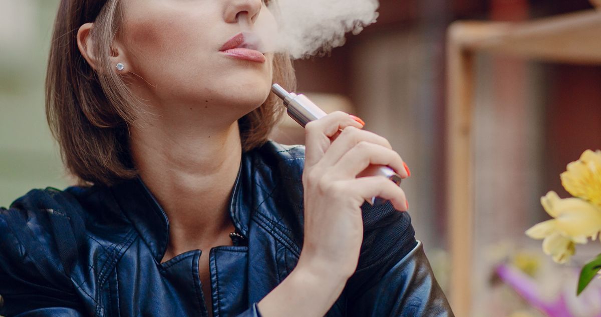 Los 6 puntos para entender la nueva ley que limita el uso de cigarros electrónicos, vapers o vapeadores en Chile.