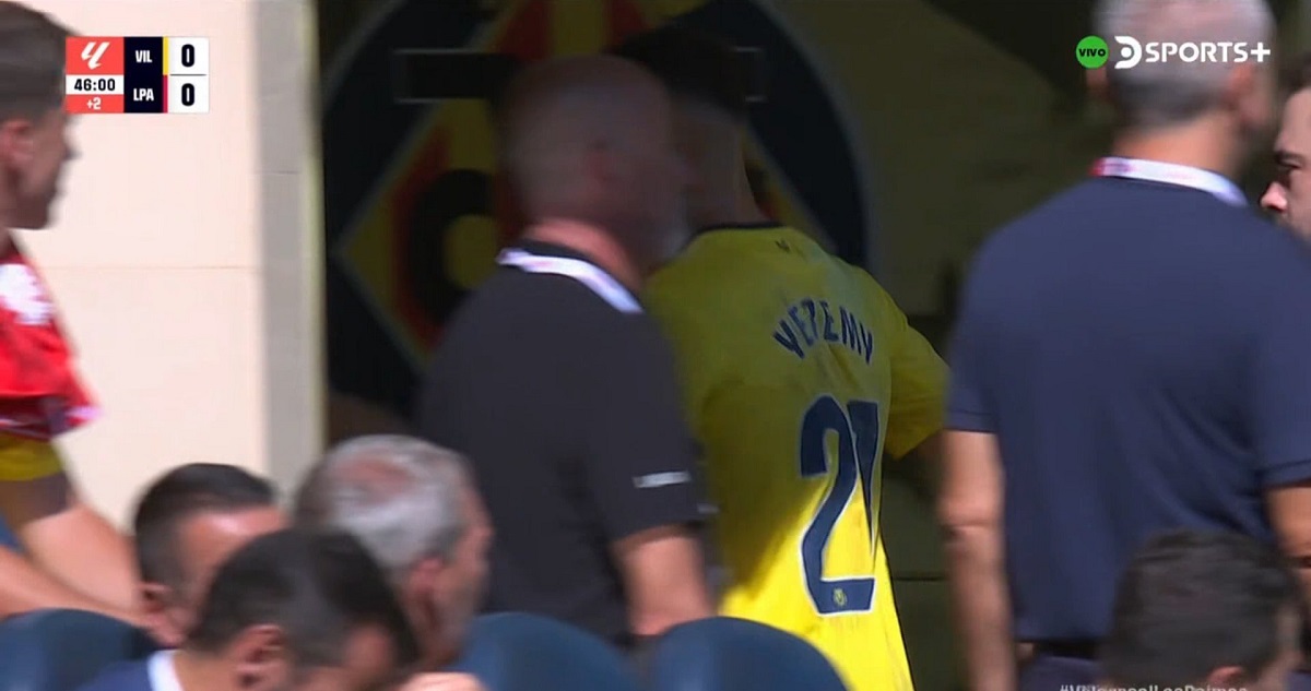 Villarreal se sigue hundiendo en La Liga española.