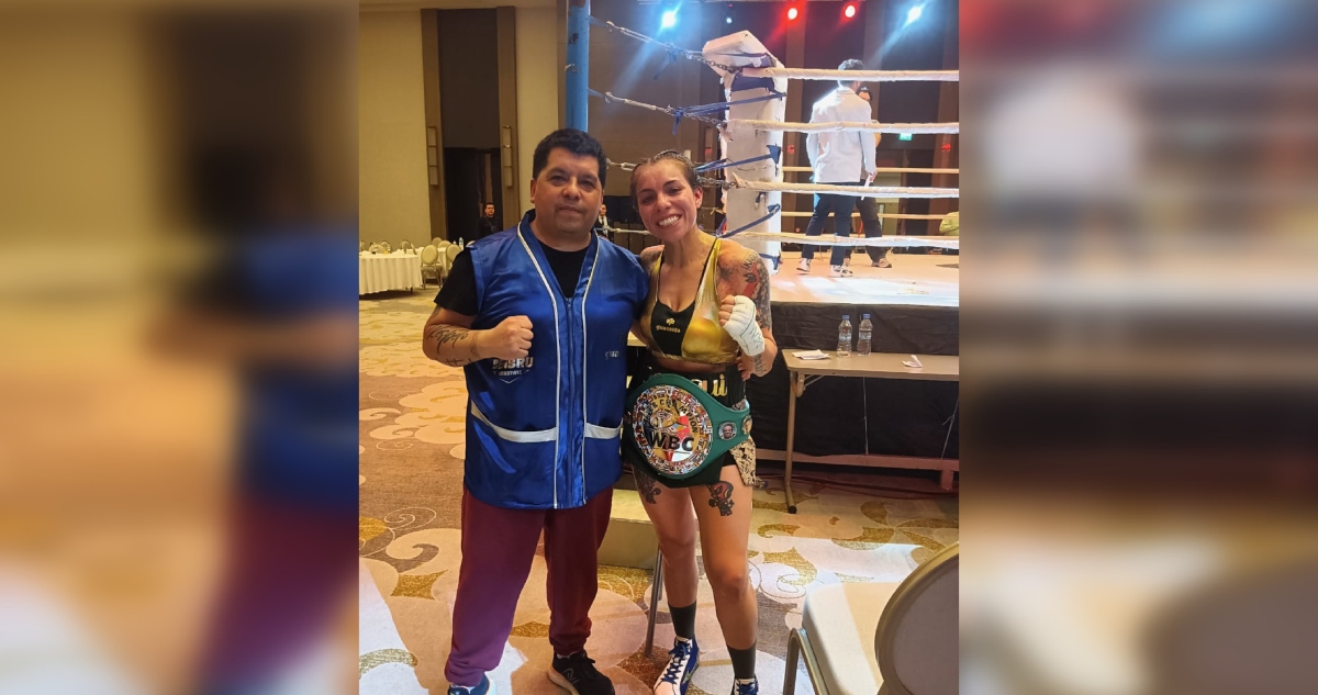 Daniela Leona Asenjo gana título mundial de boxeo