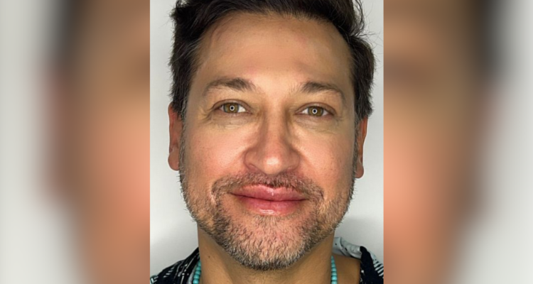 Pablo Ruiz revela discriminación que vivió en sus inicios: “Cancelaron mi contrato por ser homosexual”