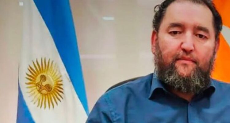 El funcionario fue detenido con 257 gramos de fentanilo “la droga zombie”