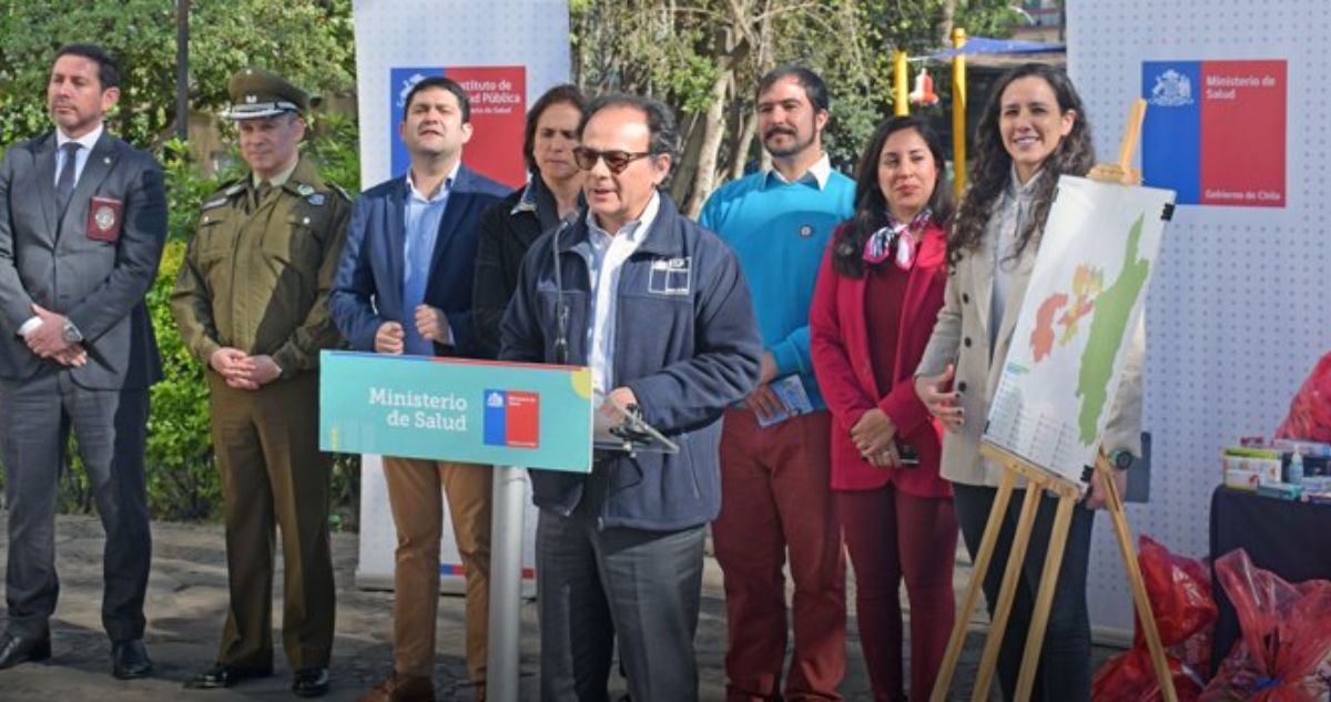 Exdirector del ISP ignora petición de ministra de Salud y se niega a presentar su renuncia voluntaria