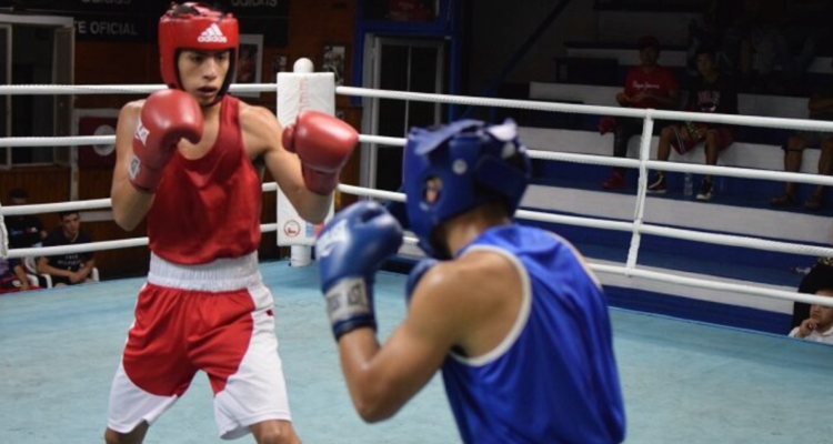 Fechibox margina a púgil a última hora de Santiago 2023 y desata la ira de los seleccionados.