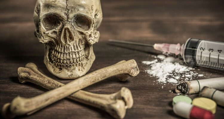 Detienen a mujer de 51 años con fentanilo en Coronel, conocida como la droga zombie