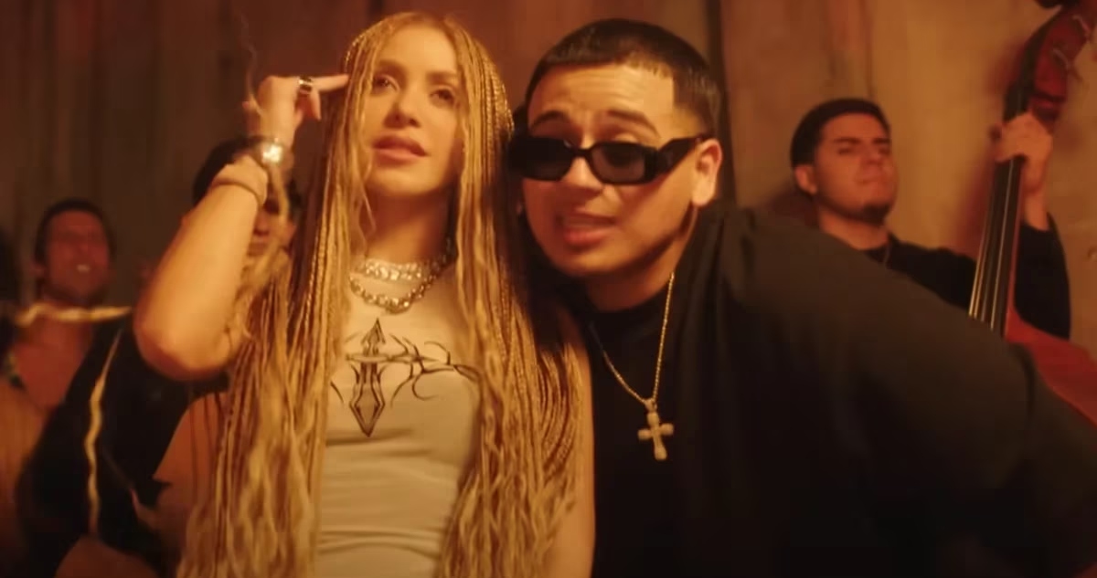 Fuerza Regida, los nuevos “socios” de Shakira, reciben amenaza de muerte de cartel narco