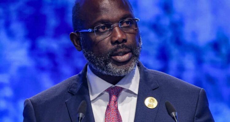 Ex futbolista George Weah gana las elecciones presidenciales en Liberia y pasa a segunda vuelta