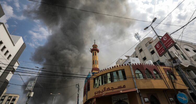 Hamás asegura que cuatro rehenes israelíes murieron en los recientes bombardeos en Gaza