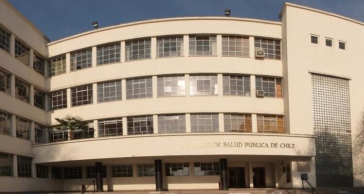 Consejo técnico de Anamed cuestiona salida de director del ISP y defienden su labor como “coherente”