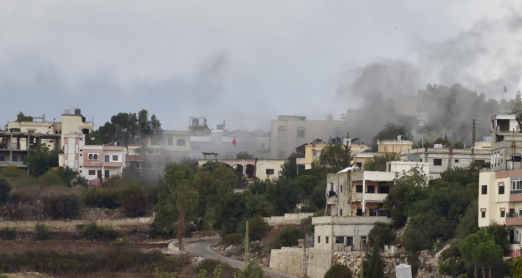 Israel ataca frontera con Líbano tras lanzamiento de misiles de Hezbolá