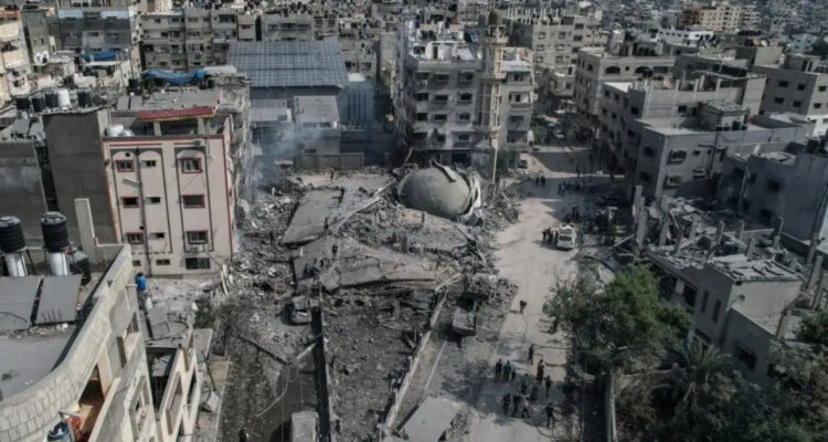 Israel deja a Gaza sin agua, luz ni ayuda humanitaria hasta que “Hamás libere a los rehenes”