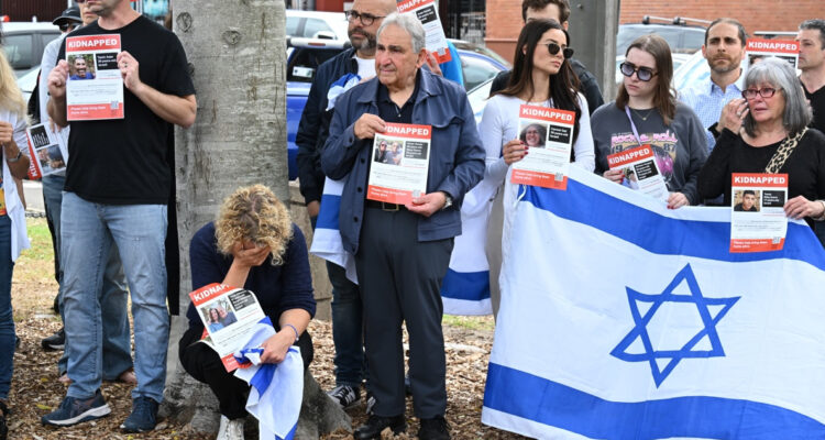 Israel encuentra los cadáveres de una niña y su abuela que se creía eran rehenes de Hamás