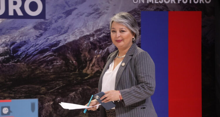 Jara recibe duras críticas tras culpar a la oposición por no lograr acuerdos en materia de pensiones