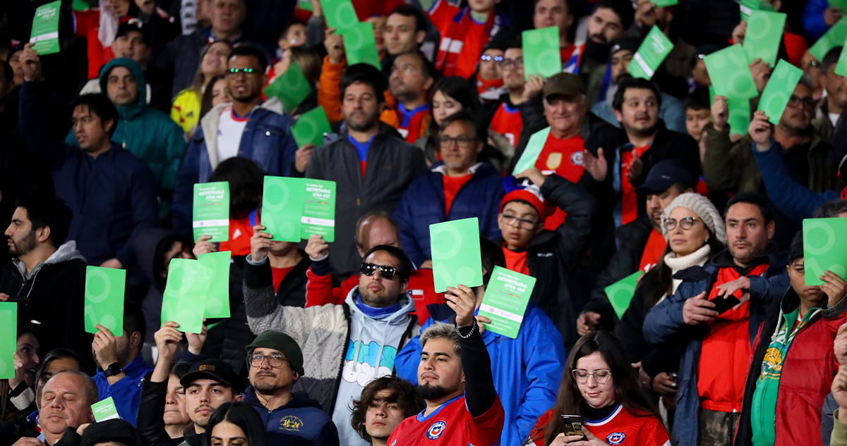 La-Roja-hinchas