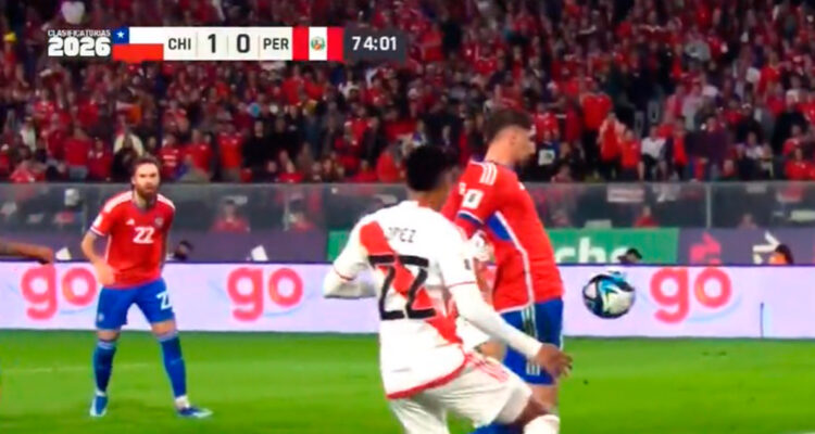 La Roja Perú Diego Valdés