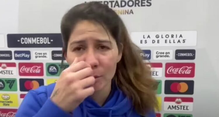 Carla Guerrero se quiebra tras adiós de La U en la Copa Libertadores femenina