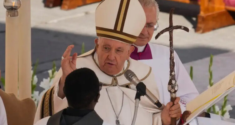 Laudate Deum del Papa Francisco: “El mundo se desmorona y se acerca a un punto de quiebre”